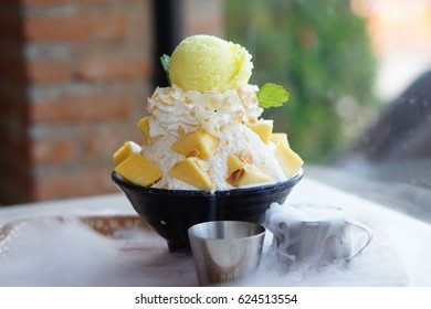 Mango Shaved Ice Mango Bingsu Korean Stock Photo 624513554 | Shutterstock