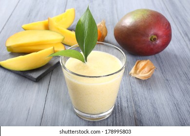 mango smoothie