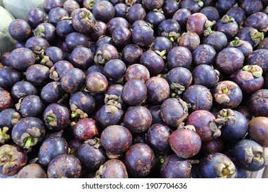 Mangosteen, Fruit In The Market