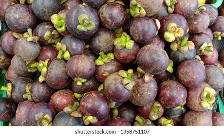 Mangosteen Piles One Frame Mangosteen Indonesian Stock Photo 1358751107 ...