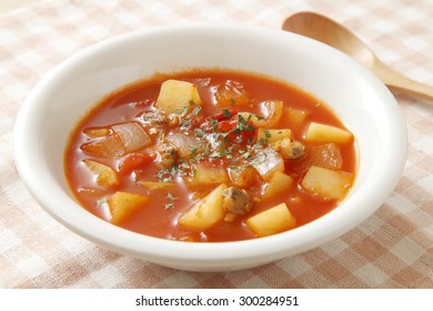 Manhattan Clam Chowder
