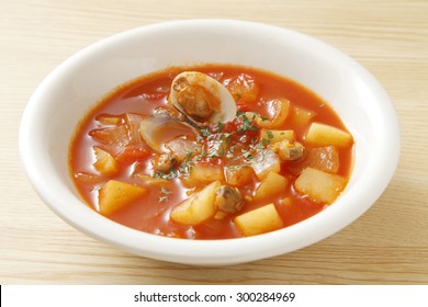 Manhattan Clam Chowder
