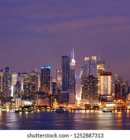 Manhattan Midtown Skyscrapers And New York City Skyline At Night