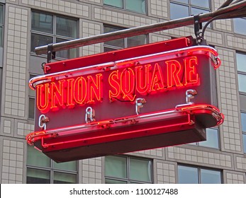 MANHATTAN, NEW YORK CITY/USA - FEBRUARY 24, 2018: The Union Square Cafe Is A Restaurant That Serves Seasonal New American Fare In A Casually Refined Setting And Is Located On 101 E 19th Street.