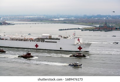 Manhattan, New York - March 30, 2020: USNS Comfort Hospital Ship Enters Manhattan 