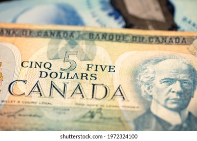 Manhattan, New York, USA - April 8. 2021: Old And New Canadian Dollar Banknote. Five Canadian Dollar Bill