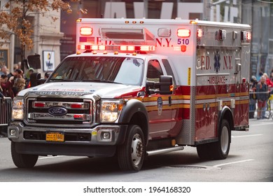 427 Nyc Ambulance Images, Stock Photos & Vectors | Shutterstock