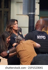 Manhattan, NY - August 18 2022: Mehcad Brooks And Mariska Hargitay On The Set Of Law And Order