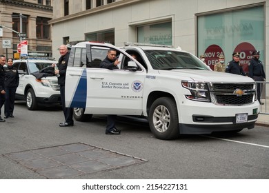 Manhattan, USA - 11. November 2021: US Customs And Boarder Protection Vehicle And Officer In NYC. Veterans Day Parade In Manhattan. ICE Officer