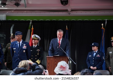 Manhattan, USA - 11. November 2021: Mayor Bill Deblasio Speaking At Veterans Day Parade In NYC. NYC Mayor