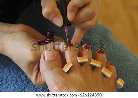 manicure/ close up painting toe nail