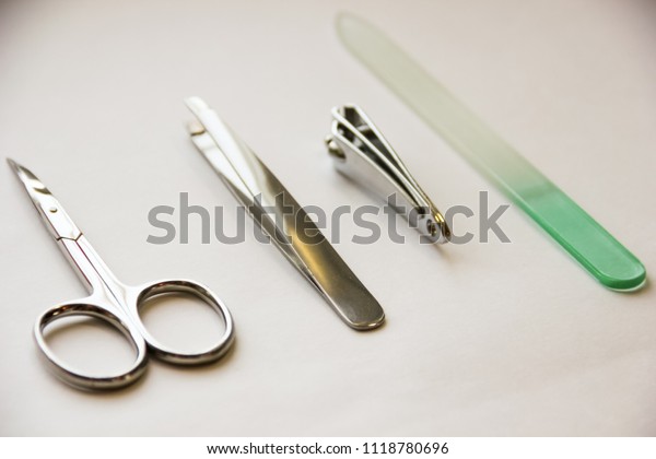 Manicure set, manicure tools: scissors, eyebrow\
tongs, nail clippers, nail\
file
