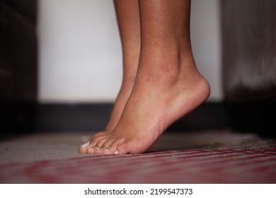 Manicured Female Feet, Female Dancer Feet