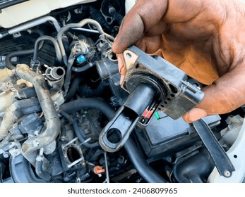The manifold absolute pressure sensor (MAP sensor) works with intake air pressure to define proper air and fuel quantities required for the ignition cylinders.