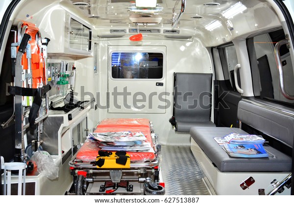 Manila Ph Apr 1 Interior Ambulance Stock Photo Edit Now