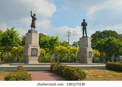 MANILA, PH - APR. 6: Ninoy And Cory Aquino Monument On April 6, 2019 In Manila, Philippines.