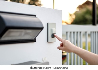 The Man's Delivery Attendant Reached Out To Ring The Doorbell, Calling The Residents Of The House That He Had Now Arrived At The Front Of The House.