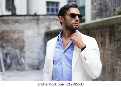 138,508 Summer suits men Images, Stock Photos & Vectors | Shutterstock