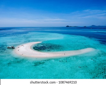 Manta Point Beach Komodo Island