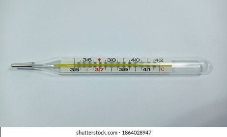 Manual Body Temperature Gauge, Taken From Above, Suitable For Design Elements Themed Health, Hospital, Doctor And Disease