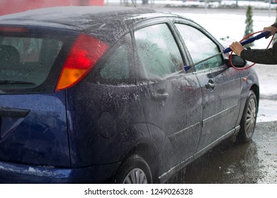 Manual Car Wash At Winter