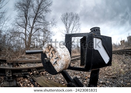 Manual change of train direction - switch, abandoned railway track