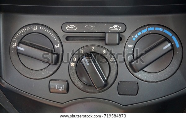 Manual controller on the car\
panel.