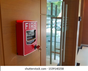 Manual Fire Alarm Exit Door Safety System.