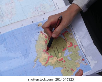 Manually pinpoint the location on the map