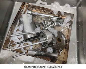 Manufacturing Equipment Parts Cleaning Inspection