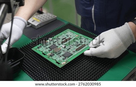Manufacturing Process of Printed Circuit Boards (PCBs), Essential Components for Connecting Electronics in Devices.