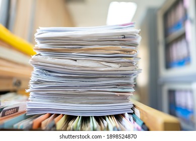 52,383 Office workload Images, Stock Photos & Vectors | Shutterstock