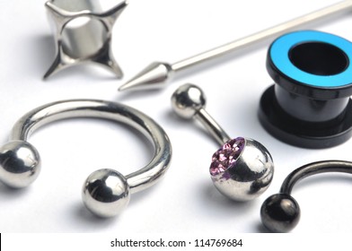Many jewelry for the piercing