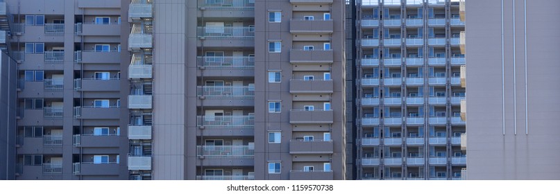 many pattern of windows building