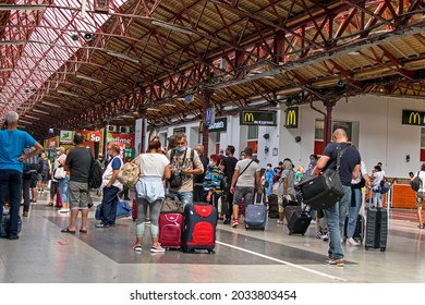 Many People Luggage Pass Through Station Stock Photo 2033803454 ...