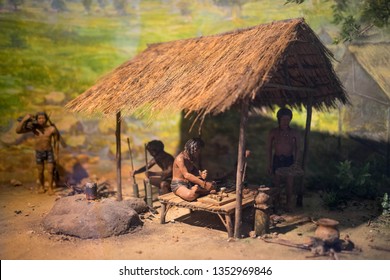 Many Prehistory Wax Model Living In They Home And Do Something Like Cooking