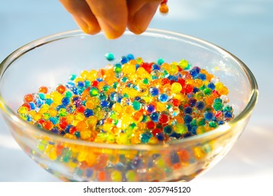 tiny gelatin candy bals