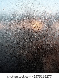 So many waterdrop on this window