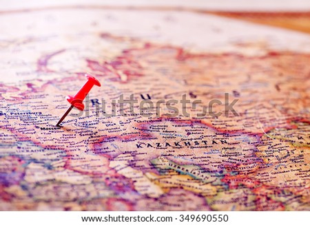 Map of Moskow with a red pushpin stuck