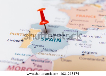 Map of Spain with a red pushpin.