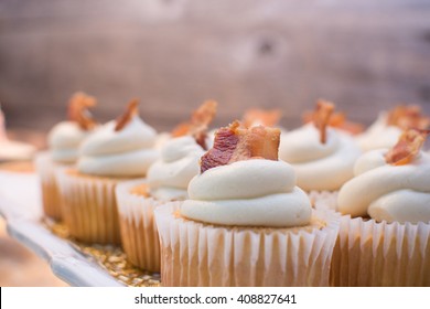 Maple Bacon Cupcakes