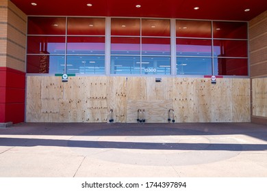 Maple Grove, Minnesota - May 29, 2020: A Target Store Is Boarded Up To Prevent Looting And Riots Due To The Death Of George Floyd By Minneapolis Police Department