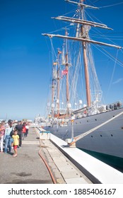 Mar Del Plata, Buenos Aires , Argentina         ;01-01-2020    Sailing Boat  Juan Sebastián Elcano In The Quay    