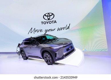 14,055 Suv Toyota Images, Stock Photos & Vectors | Shutterstock