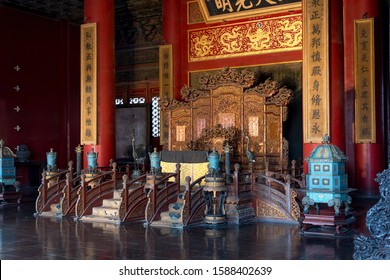 508 Throne of heaven Images, Stock Photos & Vectors | Shutterstock