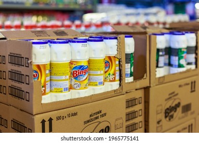 March 31, 2021 Balti Moldova, Supermarket Or Wholesale Store By Type Of Warehouse, Department Of Cleanliness And Household Chemicals. Illustrative Editorial. Dishwashing Powder