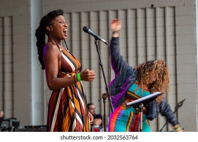 Marcus Garvey Park, Harlem, NY, USA - August 29, 2021: Shenel Johns And Band Perform At The Annual Charlie Parker Jazz Festival Presented By CityParks Summer Stage