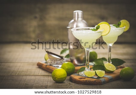 Margarita cocktail with lime and mint Imagine de stoc © 