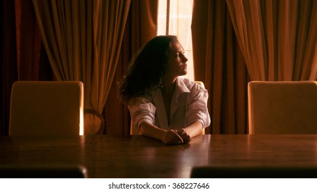 Maria at the table