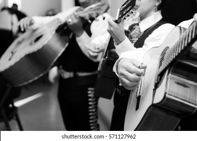 Mariachi Band